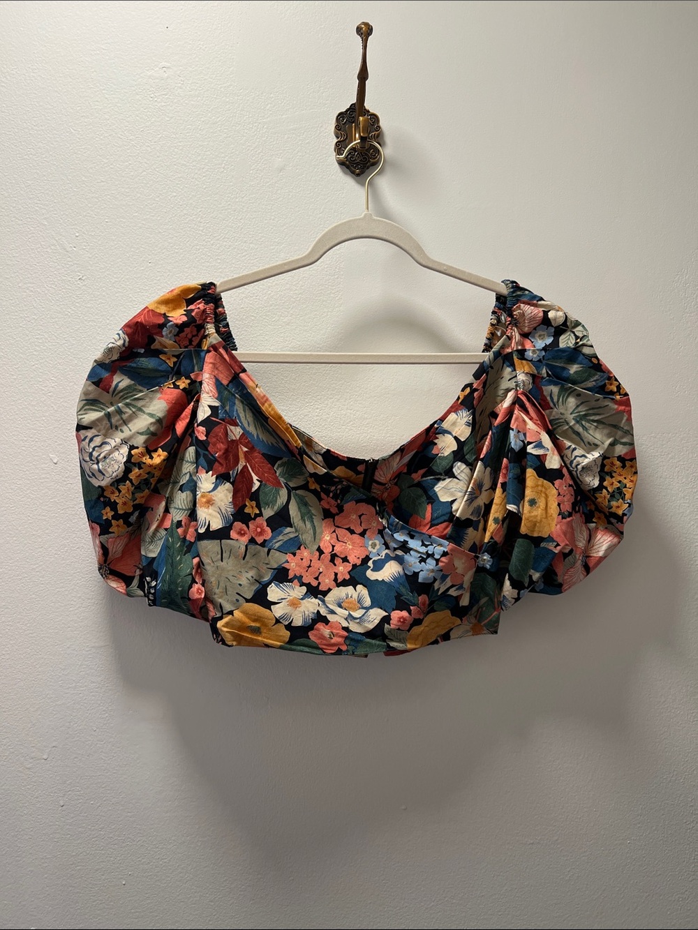Zara Floral Puff-Sleeve Crop Top - Navy Multicolor